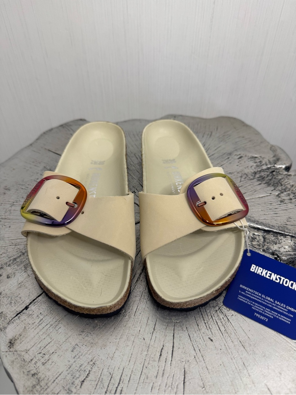 NEW BIRKENSTOCK Madrid Big Buckle High Shine Sandal in Oyster. Size 38. - Picture 2 of 4